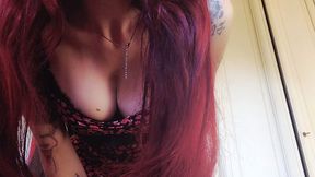 sexy strip with lavinia della love