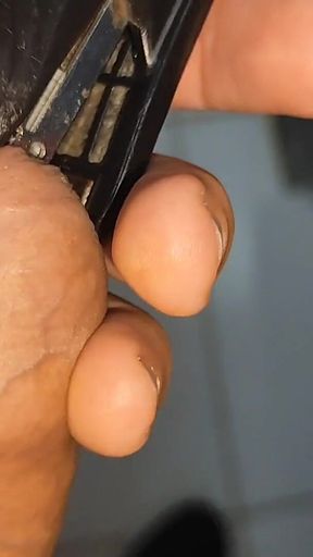 Super Glans Stapler in the Bathroom.