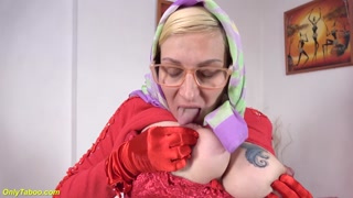 ninth month preggo mature home alone