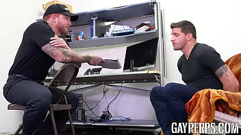 Hot tattooed guard Jeremiah Cruze creampied in the ass by troublemaker Ty Roderick