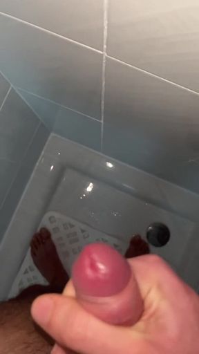 Cumshot in slow motion