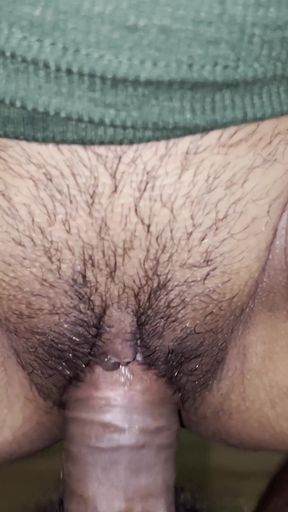 Indian Hot Bhabhi Fucked Hard by Her Boyfriend as Husband Was at Office
