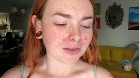 Freckled Bare Face Worship (wmv)