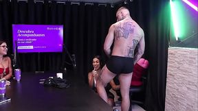 Era modelo, precisou tomar tadala, se considera criador e ator porn&ocirc_, a academia virou um ref&uacute_gio, e sempre deixa as gozadas pro final - Kylian Cria (WATCH ON: SHEER/RED)