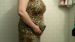 HOT FAT BBW MILF &amp; PREGNANT TRANSGENDER FUTUNARI WITH HUGE NATURAL SAGGY TITS MASTURBATES IN BATHROOM