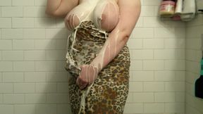 HOT FAT BBW MILF &amp; PREGNANT TRANSGENDER FUTUNARI WITH HUGE NATURAL SAGGY TITS MASTURBATES IN BATHROOM