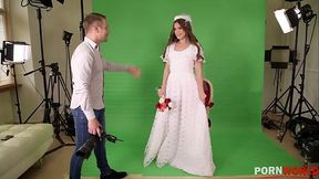 Wedding photographer bangs bride Evelina