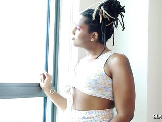 EBONY-TRANSSEXUALS - Marley Rose Suggests Smth U Can't Resist