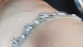 La macchina ha deciso di lasciarmi a piedi lungo una strada in aperta campagna. Non c'è stato nessun verso di farla partire.