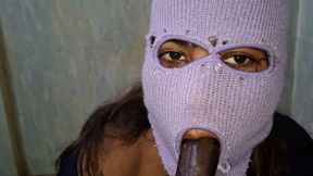 Indian Aunty took a bath to cool off and had fun by inserting eggplant into her pussy,