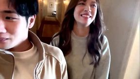 part1 【男の大好物「嫌と言えない女」&times_真っ昼間から淫らな性交】顔もカラダもエロさも完璧なモデル級ギャルと、街中で密着イチャLOVEデート&rarr_断れない優しい性格につけ込んで、ホテルで濃密に何度も中出しSEX！イヤラシイ舌でねっとり丁寧に舐め上げるスローフェラチオ！極上プロポーションを味わう至極の立ちバック！8頭身の華奢な身体が壊れる程の超ピストンで連続絶頂！