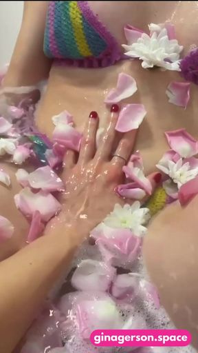 Lesbian stepsister bath - Gina Gerson and Maya Rose got so wet together, come watch us play