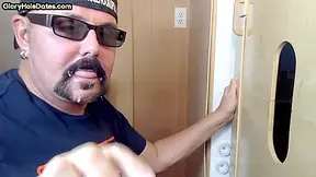 Mature Gaydaddy Sucks Dong On 1st Gloryhole Date