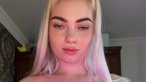 Social Media Creator @SashaGW @Showing Boobs & #Nude #Solo #Natural Big Tits #Sexy #Blonde sexy clips movie | Tik.Porn