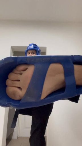 POV TAEKWONDO KICKS TECHNIQUE🥷🏽🦶🏽💥+ feet gear!