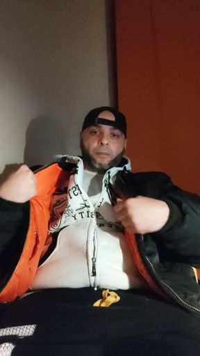 Dirtyjunkbro Is Bored He's Looking for Buddies