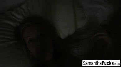 Her plush tits grind raw in morning lust