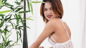 FRANKS TGIRLWORLD - Mirin Striptease and Play For You