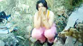 ”My Arab Girlfriend Does Ass Pumping In Public”