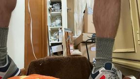 easttnguy22 fisting anal stretching with huge plug and mr hankeys atlas xxxl