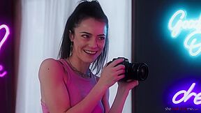 Kylie Quinn And Jill Kassidy - Seducing The New Photographer