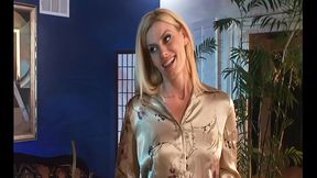 Charlie Laine and Zoey Holloway are neighbors but, one day while the stepdaughter, who...