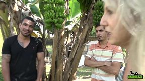 bastidores da grande dupla penetracao da milf tatuada do sul - camila costa - bettohfitness - big bambu - sandro lima - binho ted