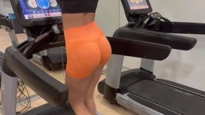 Horny MILF Blowjob in Gym Bathroom