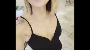 Comme vous aimez me voir aux essayages , on continue ))