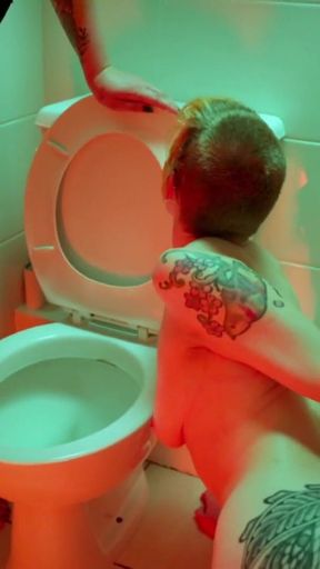Lesbian Toilet Licking, Pee & Head Flushing Humilation