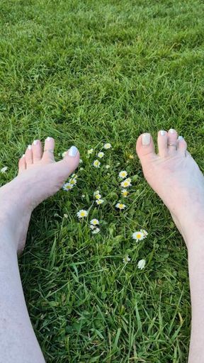 Barefoot it the park!