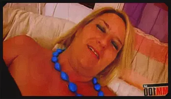 Curvy MILF's First Double Penetration with Big Dildo