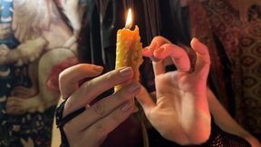 The Secret Audience: A Queen's Hands