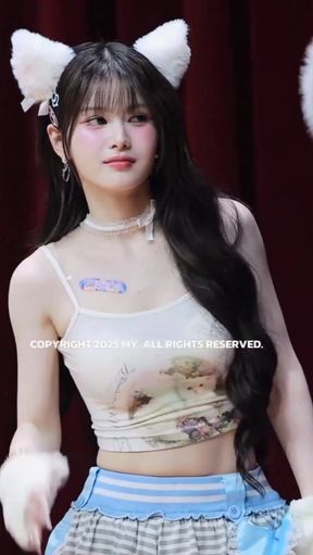 K-pop idol in cat ears