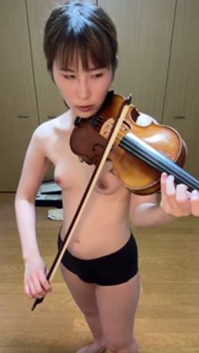 Japan woman plays the violin naked Vivaldi Spring