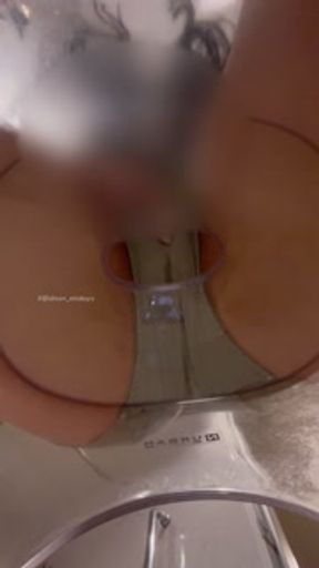 Squirting masturbation on a transparent chair 🐳 on the camera...