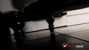 ”Cassandra Cain Show Off Her Favorite Pair Of Boots”