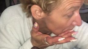 We had to do it! Gossiping while sucking the life out of the king! ????????????????