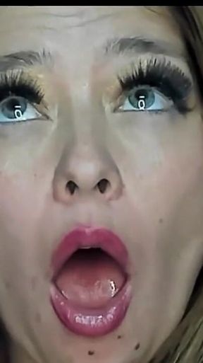 Camera Inside Me!! I'm Swallowing and Deepthroating Big Dinosaurs!