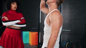 ”BRAZZERS Rich Daddy's babe fucks the new rival's crush - Diamond Banks”