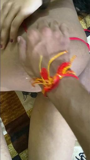 Desi Girl Sex with Indian Boy in Hindi Audio in Doggy Style in Hotal Loud Moaning