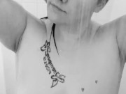Miss Ellie bbw washes body