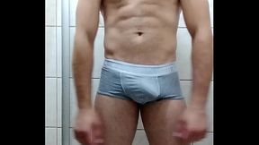 Gostoso safado batendo at&eacute_ gozar - gay cumshot