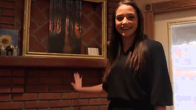 Young Real Estate Agent Fucks Client for first Sale