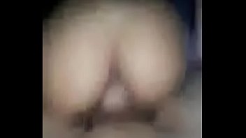 Comendo novinha gostosa &eacute_ gozando dentro