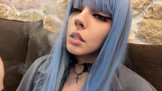 Alternative Cute Girl Smoking a cigarette (full vid on my 0nlyfans/ManyVids)
