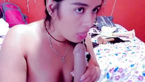 ”Sexy Girl ass fucking with cucumber”