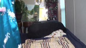 BBW Watching Porn and Cumming Hard!