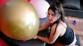 Bounce and Nail Pop 12 Big 24inch Balloons - Bunny Looner