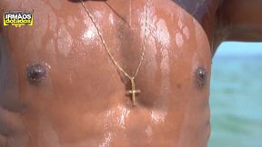 fodendo com o novinho que conheci na praia